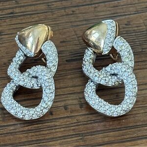 SAL D.S.C SWAROVSKI Crystal Chain Dangle Clip On Vintage Earrings